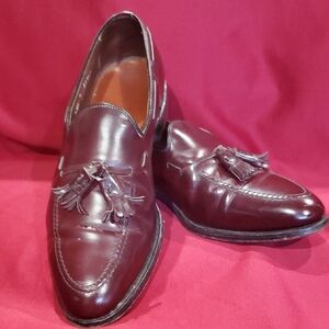 Allen Edmonds Burgandy Grayson Leather Slip-On Tassle Loafers
